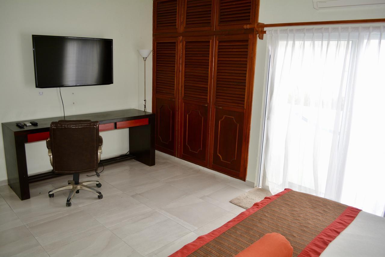 Suites Sanrey Puerto Morelos Exteriör bild